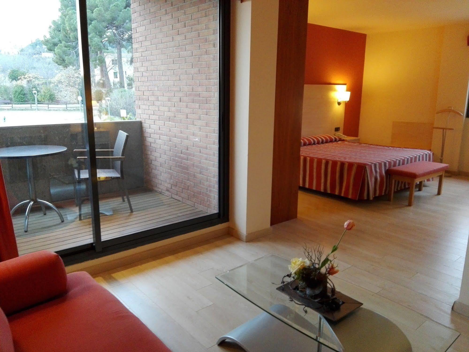 Crisol La Selva Hotel ลาเซลบา เดล กัมป์ ภายนอก รูปภาพ